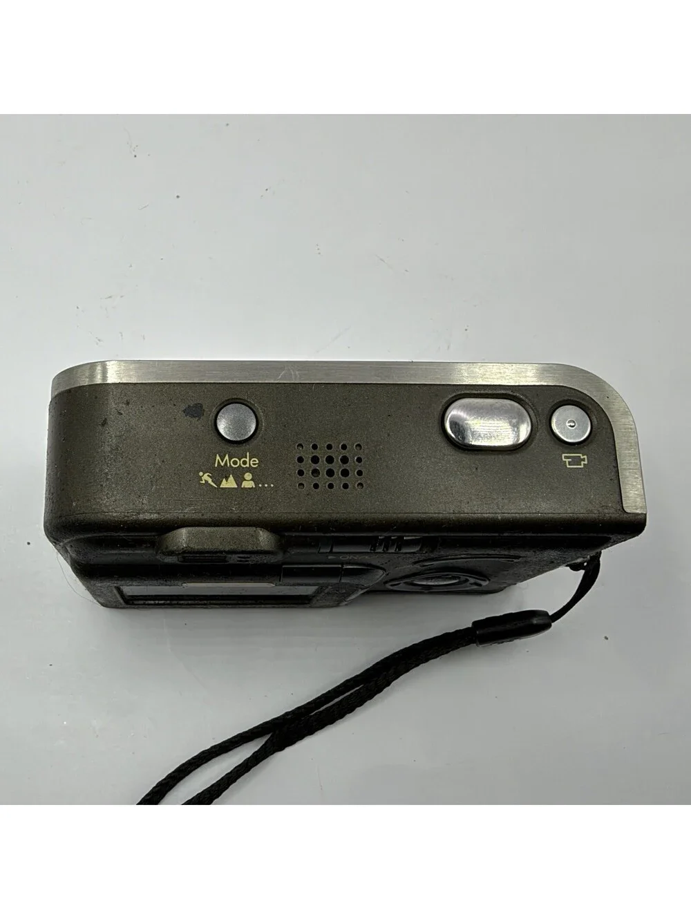 HP Photosmart R717 6.2MP Digital Camera Bundle Dock Case SD Card Charger‎ Tested